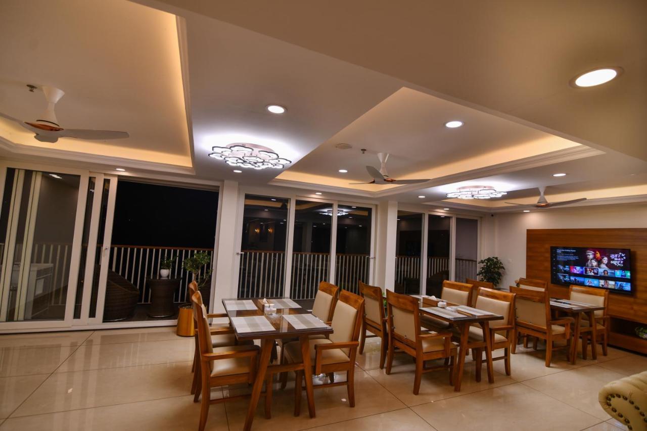 British County Resorts Anachal Exterior photo